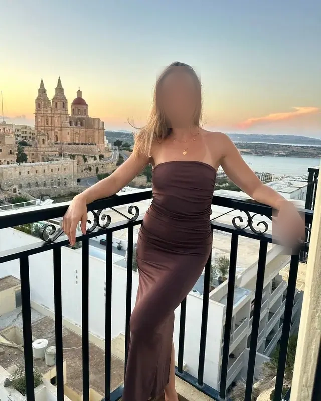 Emma - Image 3